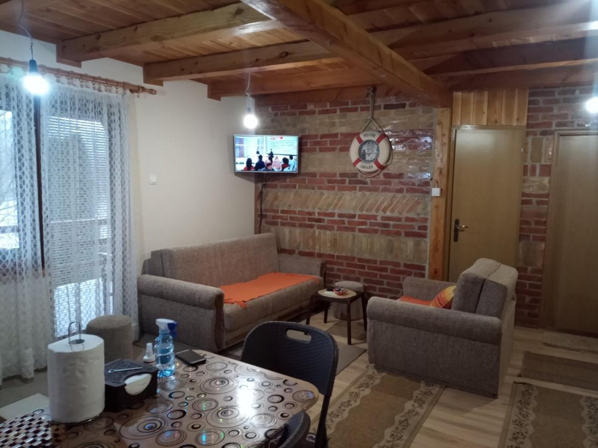 Apartman Kapetana luka Ljubovija Luaran gambar