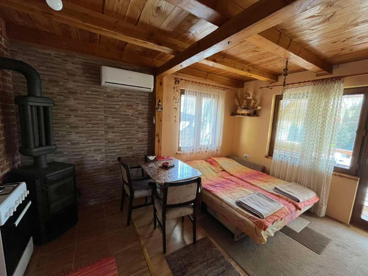 Apartman Kapetana luka Ljubovija Luaran gambar