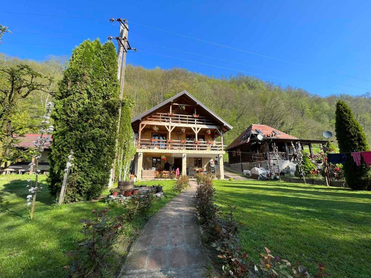 Apartman Kapetana luka Ljubovija Luaran gambar