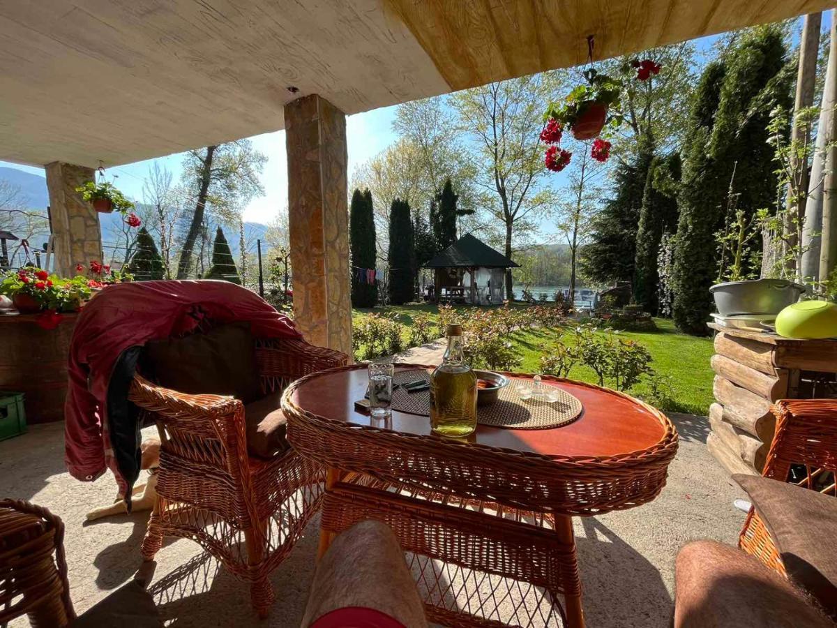 Apartman Kapetana luka Ljubovija Luaran gambar