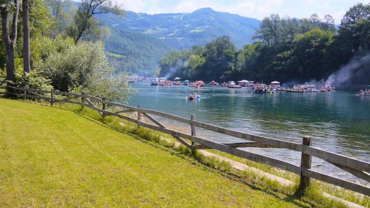 Apartman Kapetana luka Ljubovija Luaran gambar